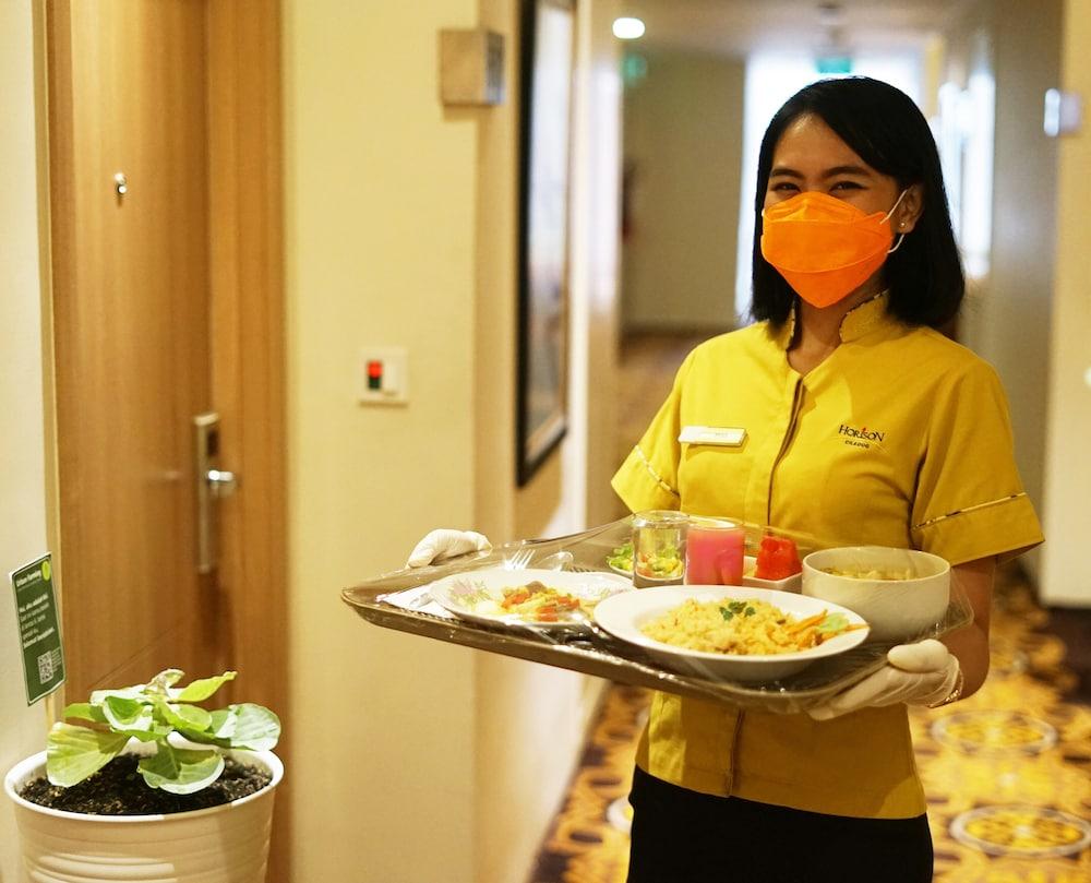 Horison Ciledug Jakarta Jacarta Exterior foto