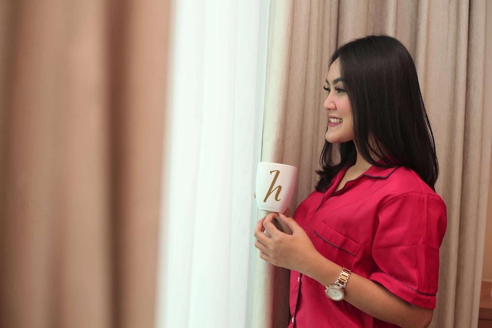 Horison Ciledug Jakarta Jacarta Exterior foto